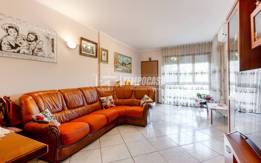 appartamento in vendita a Reggio nell'Emilia in zona Città Storica