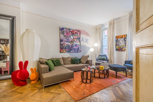 appartamento in vendita a Reggio nell'Emilia in zona Città Storica