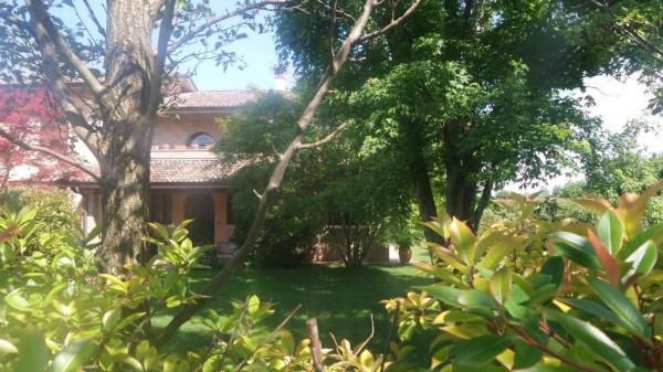 casa indipendente in vendita a Reggio nell'Emilia in zona Roncadella