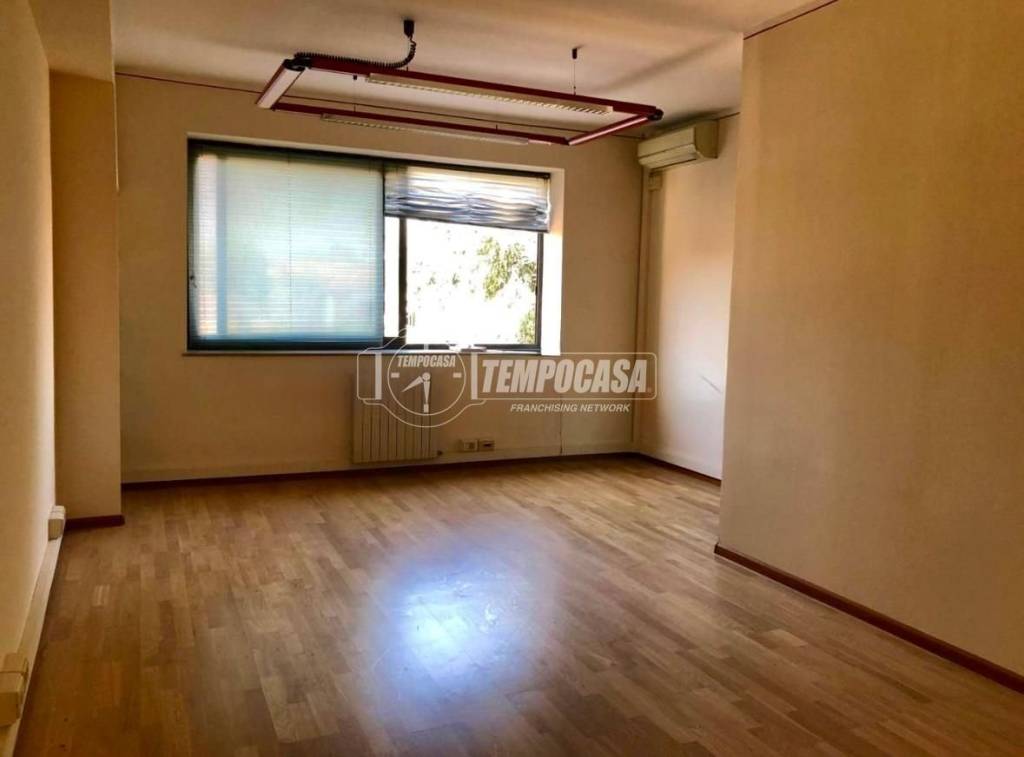 appartamento in vendita a Reggio nell'Emilia in zona Città Storica