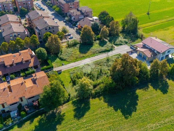 terreno agricolo in vendita a Reggio nell'Emilia in zona Pieve Modolena