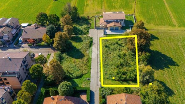 terreno agricolo in vendita a Reggio nell'Emilia in zona Pieve Modolena