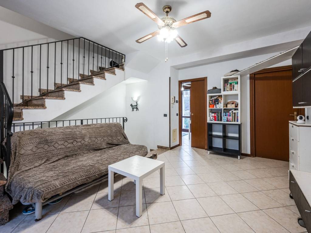 casa indipendente in vendita a Reggio nell'Emilia in zona Pieve Modolena