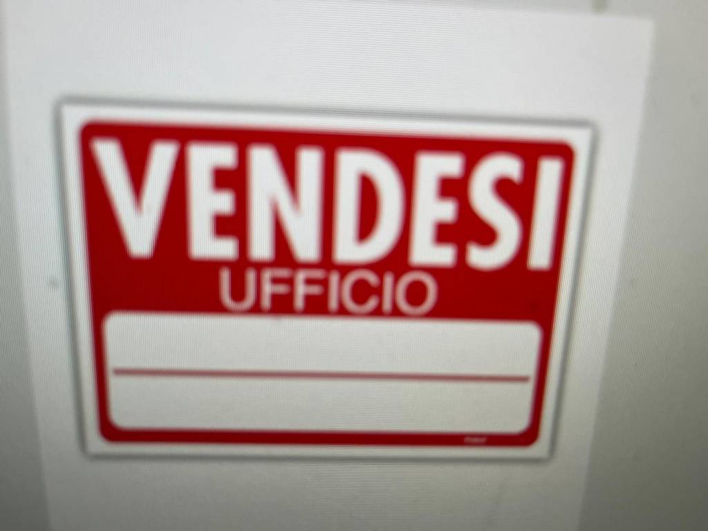 ufficio in vendita a Reggio nell'Emilia in zona San Maurizio