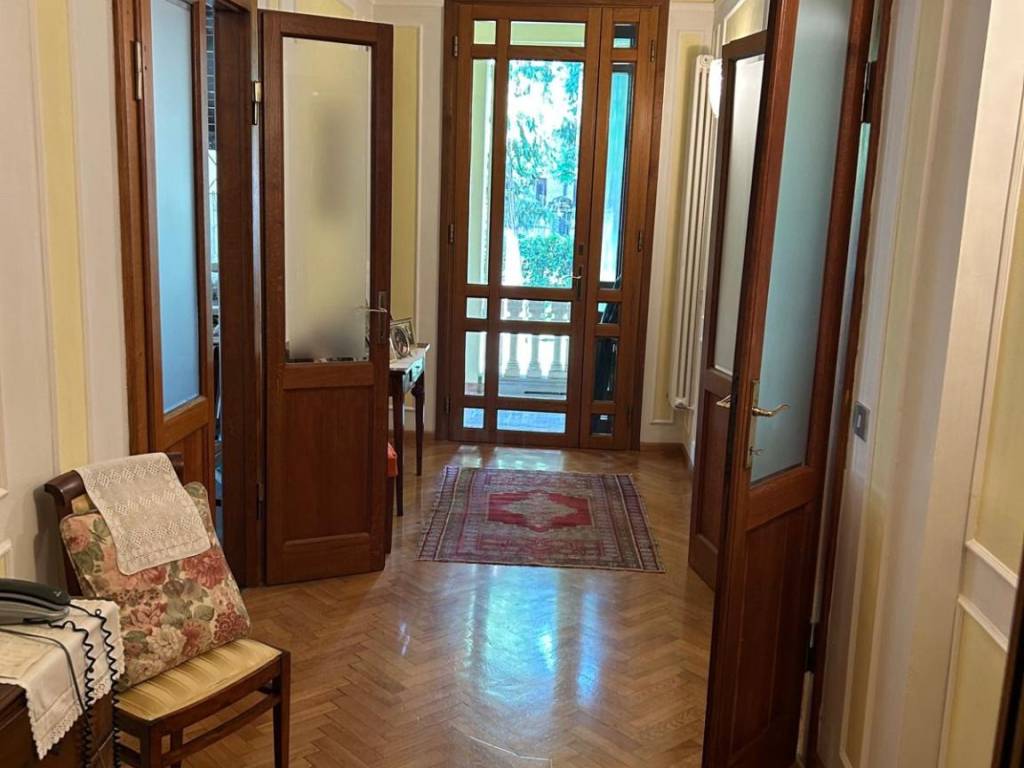 appartamento in vendita a Reggio nell'Emilia in zona Città Storica