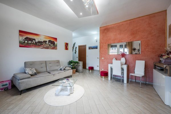 appartamento in vendita a Reggio nell'Emilia in zona Buco del Signore