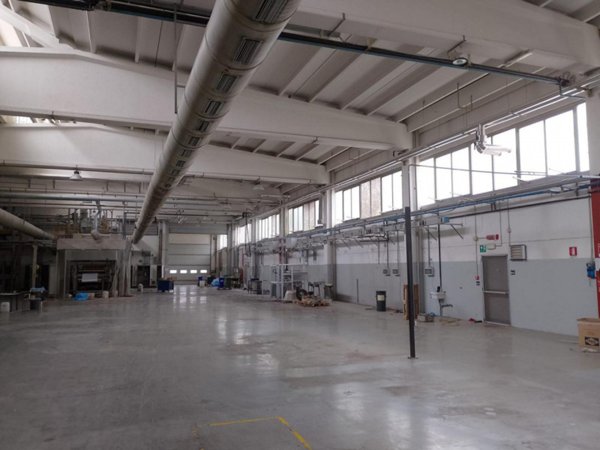 terreno edificabile in vendita a Reggio nell'Emilia