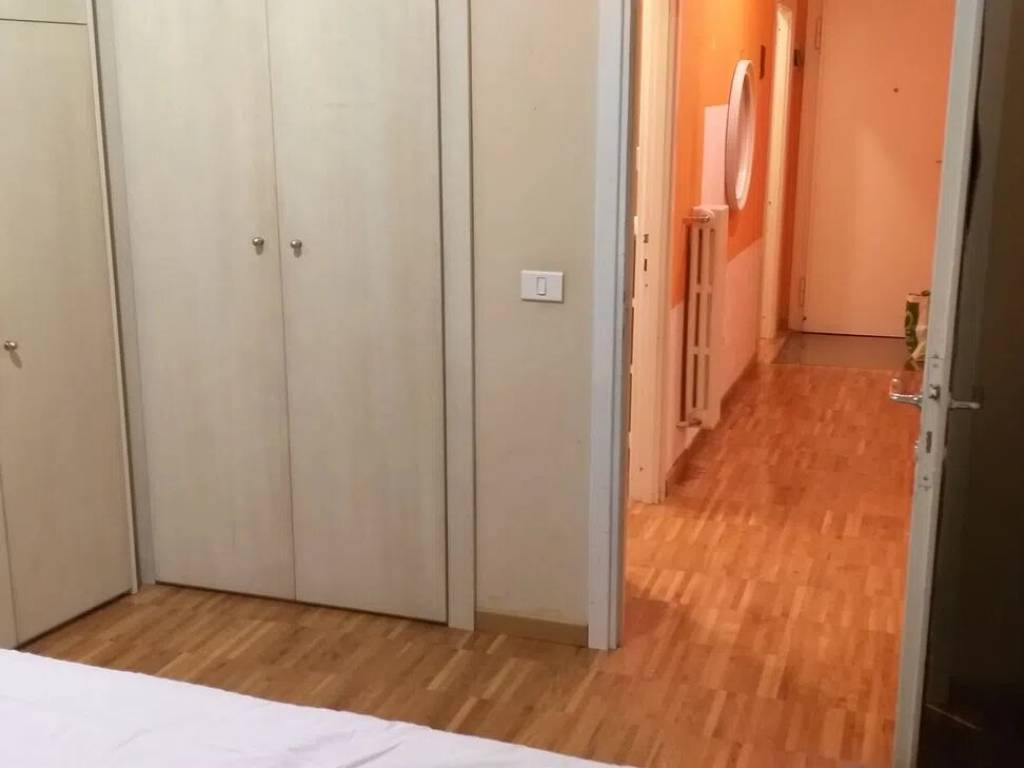 casa indipendente in vendita a Reggio nell'Emilia in zona Città Storica