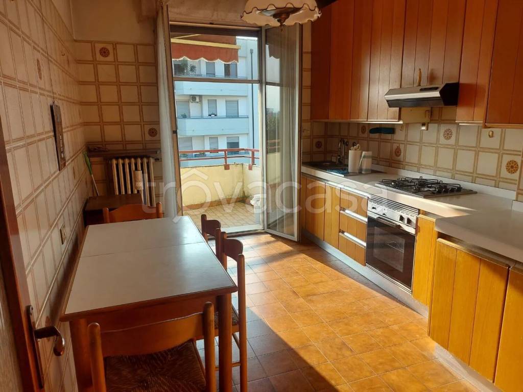 appartamento in vendita a Reggio nell'Emilia in zona Ospizio