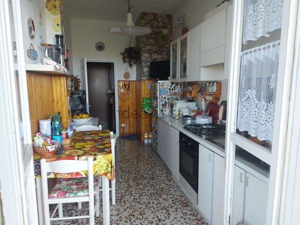 appartamento in vendita a Reggio nell'Emilia in zona Ospizio