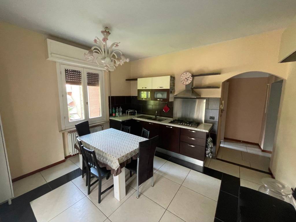 appartamento in vendita a Reggio nell'Emilia in zona Città Storica