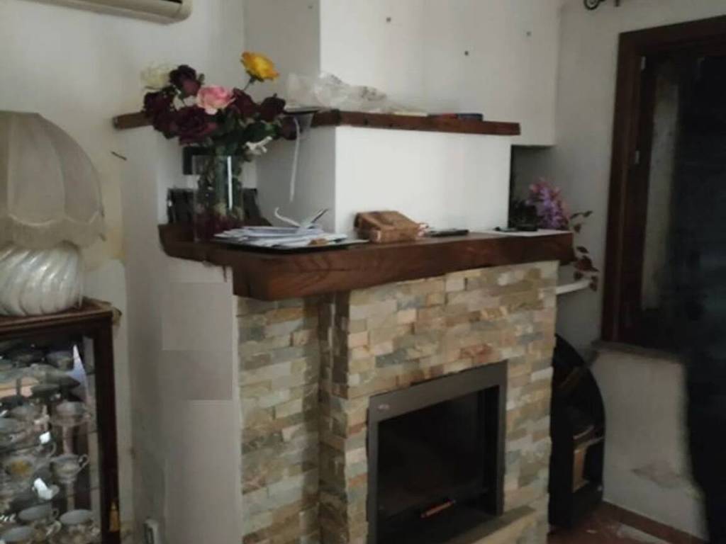 casa indipendente in vendita a Reggio nell'Emilia in zona Cadè / Gaida