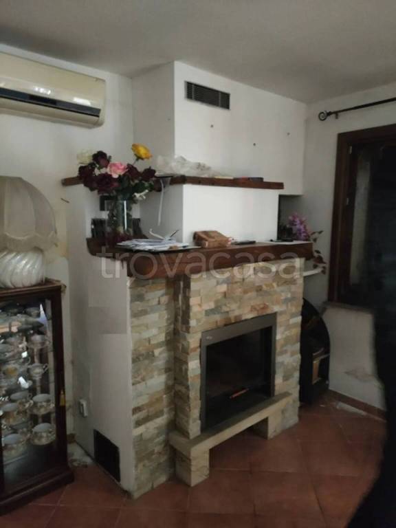 casa indipendente in vendita a Reggio nell'Emilia in zona Cadè / Gaida