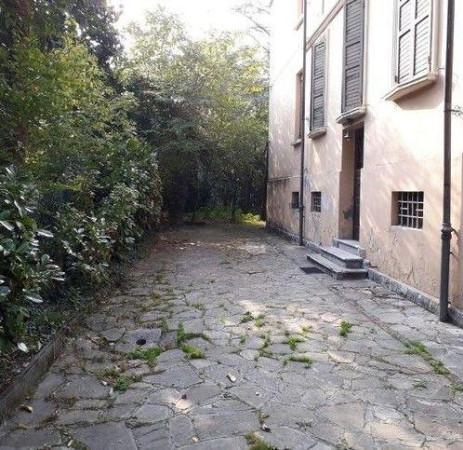 villa in vendita a Reggio nell'Emilia in zona Città Storica