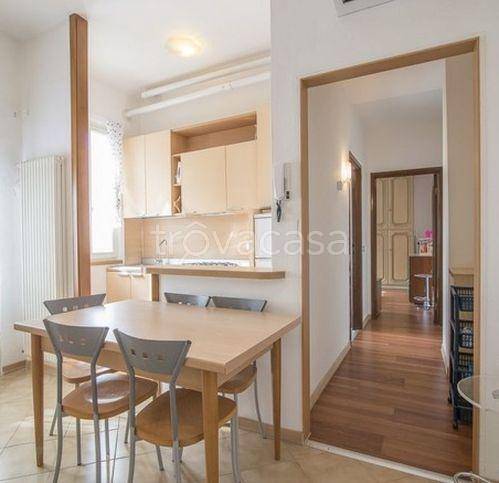 casa indipendente in vendita a Reggio nell'Emilia