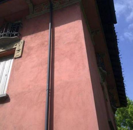 casa indipendente in vendita a Reggio nell'Emilia in zona Città Storica