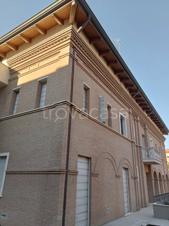 appartamento in vendita a Reggio nell'Emilia in zona Città Storica