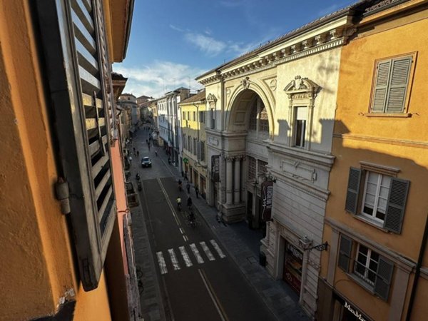 appartamento in vendita a Reggio nell'Emilia in zona Città Storica