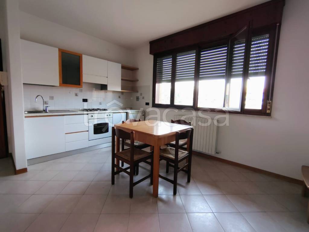 appartamento in vendita a Reggio nell'Emilia in zona Città Storica