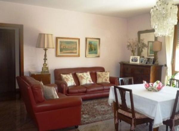 appartamento in vendita a Reggio nell'Emilia in zona Città Storica