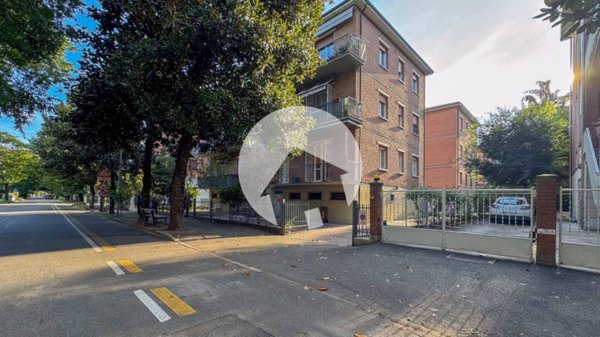 appartamento in vendita a Reggio nell'Emilia in zona Città Storica