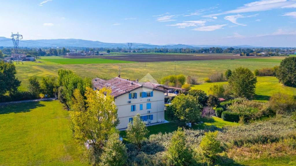 appartamento in vendita a Reggio nell'Emilia in zona Gavasseto