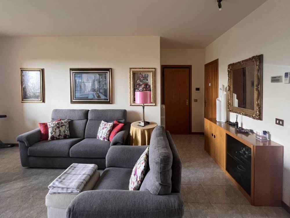 appartamento in vendita a Reggio nell'Emilia