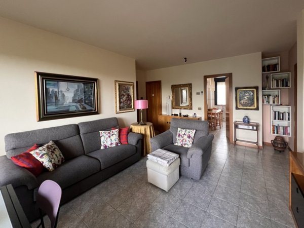 appartamento in vendita a Reggio nell'Emilia in zona Compagnoni / Migliolungo