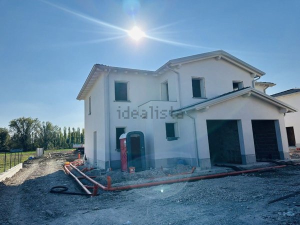 quadrivano in vendita a Reggio nell'Emilia