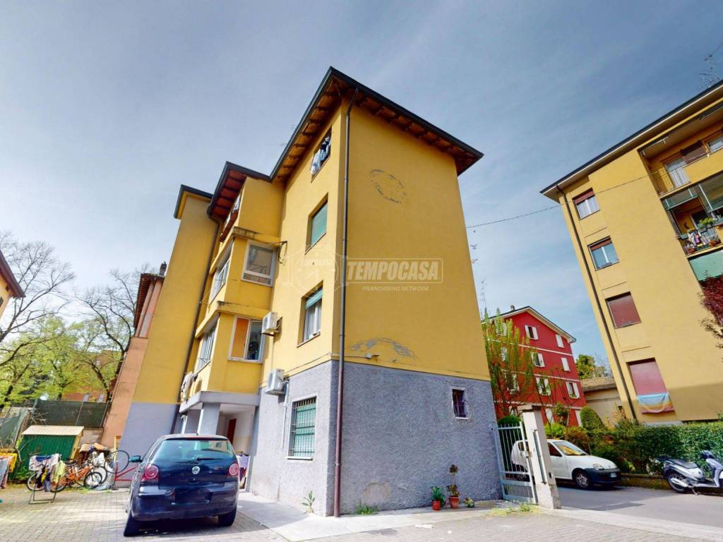 appartamento in vendita a Reggio nell'Emilia in zona Città Storica