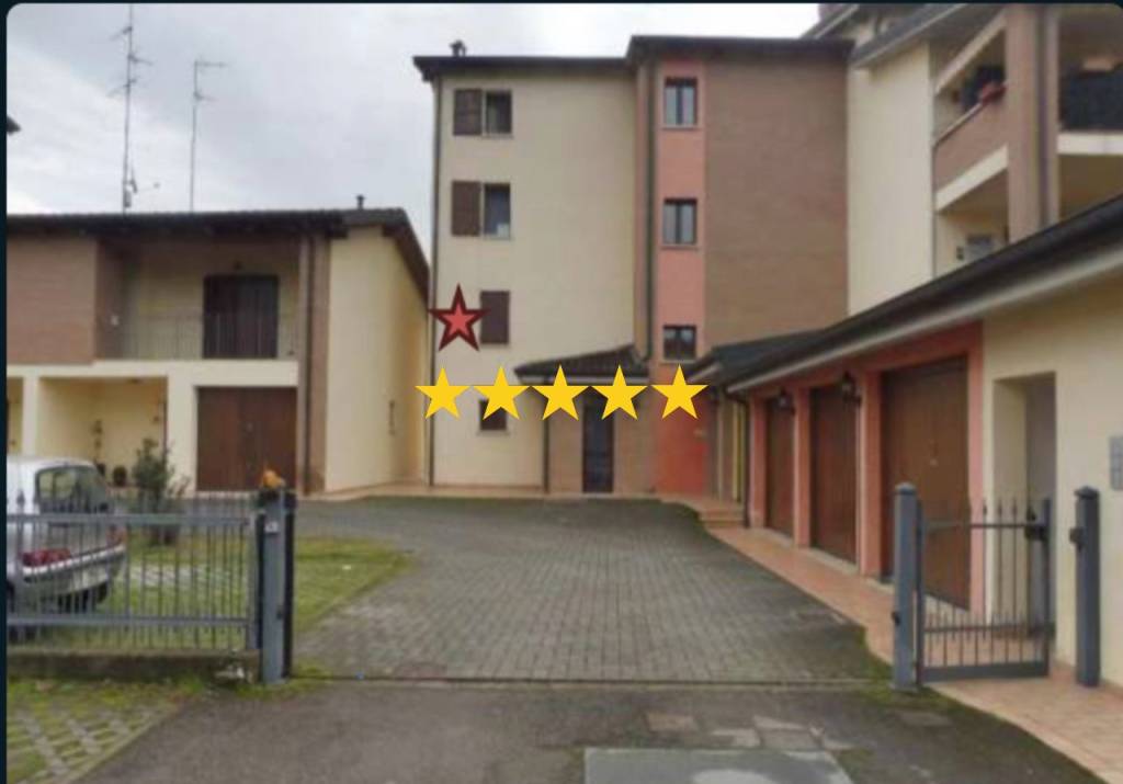 appartamento in vendita a Reggio nell'Emilia in zona Sesso