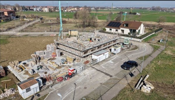 casa indipendente in vendita a Reggio nell'Emilia in zona Fogliano