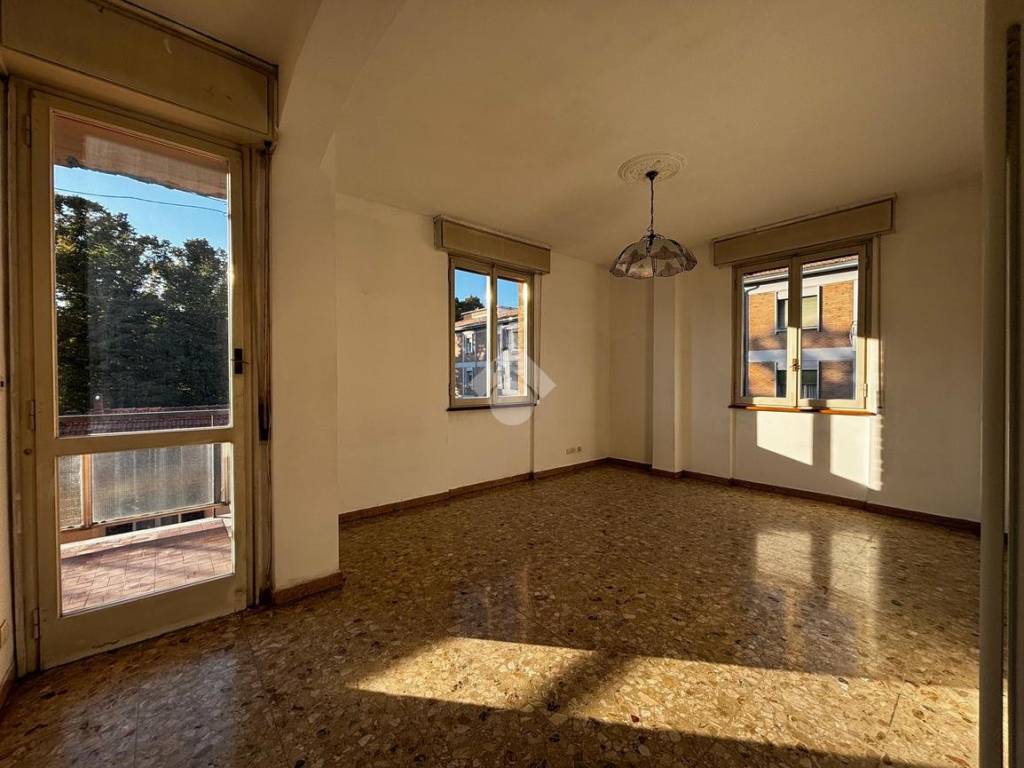 appartamento in vendita a Reggio nell'Emilia in zona Città Storica