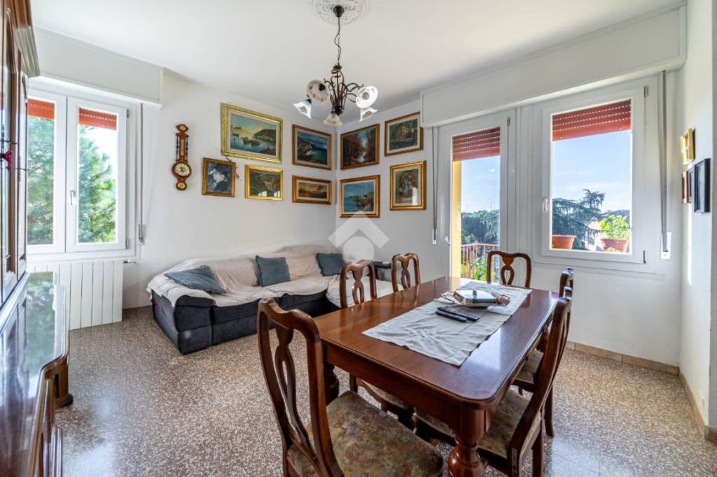 appartamento in vendita a Reggio nell'Emilia in zona Baragalla