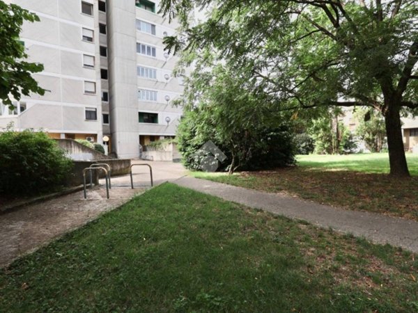 appartamento in vendita a Reggio nell'Emilia in zona Pieve Modolena