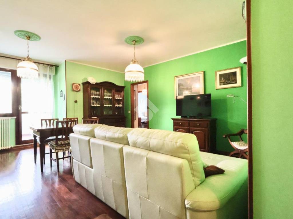 appartamento in vendita a Reggio nell'Emilia in zona Pieve Modolena