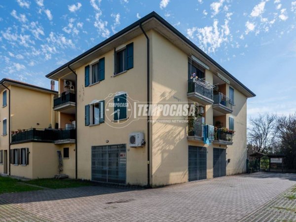 appartamento in vendita a Reggio nell'Emilia in zona Città Storica