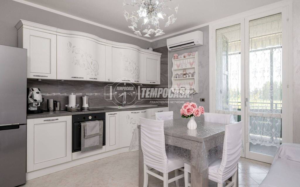 appartamento in vendita a Reggio nell'Emilia in zona Città Storica