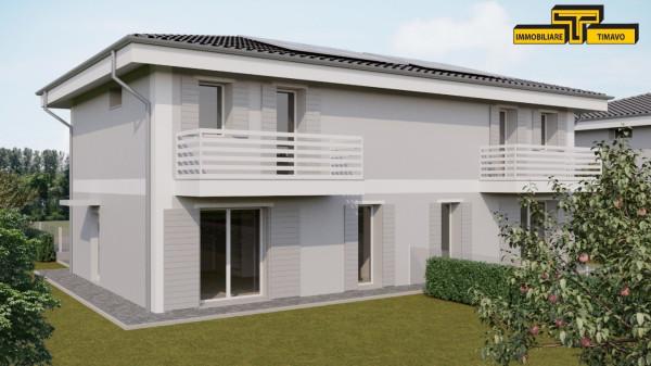 casa indipendente in vendita a Reggio nell'Emilia in zona Città Storica