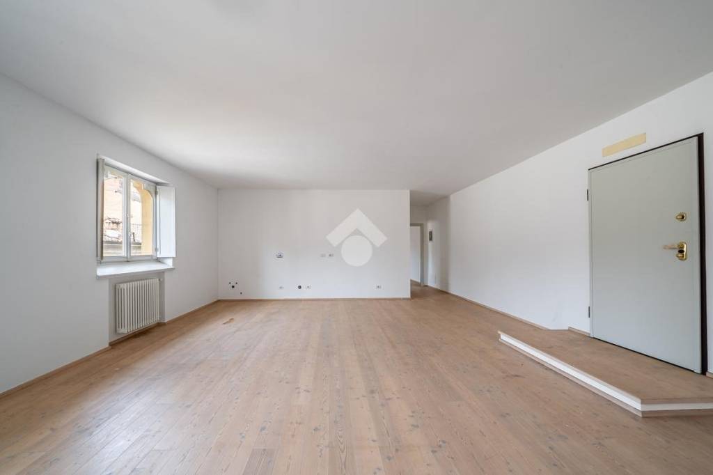 appartamento in vendita a Reggio nell'Emilia in zona Città Storica