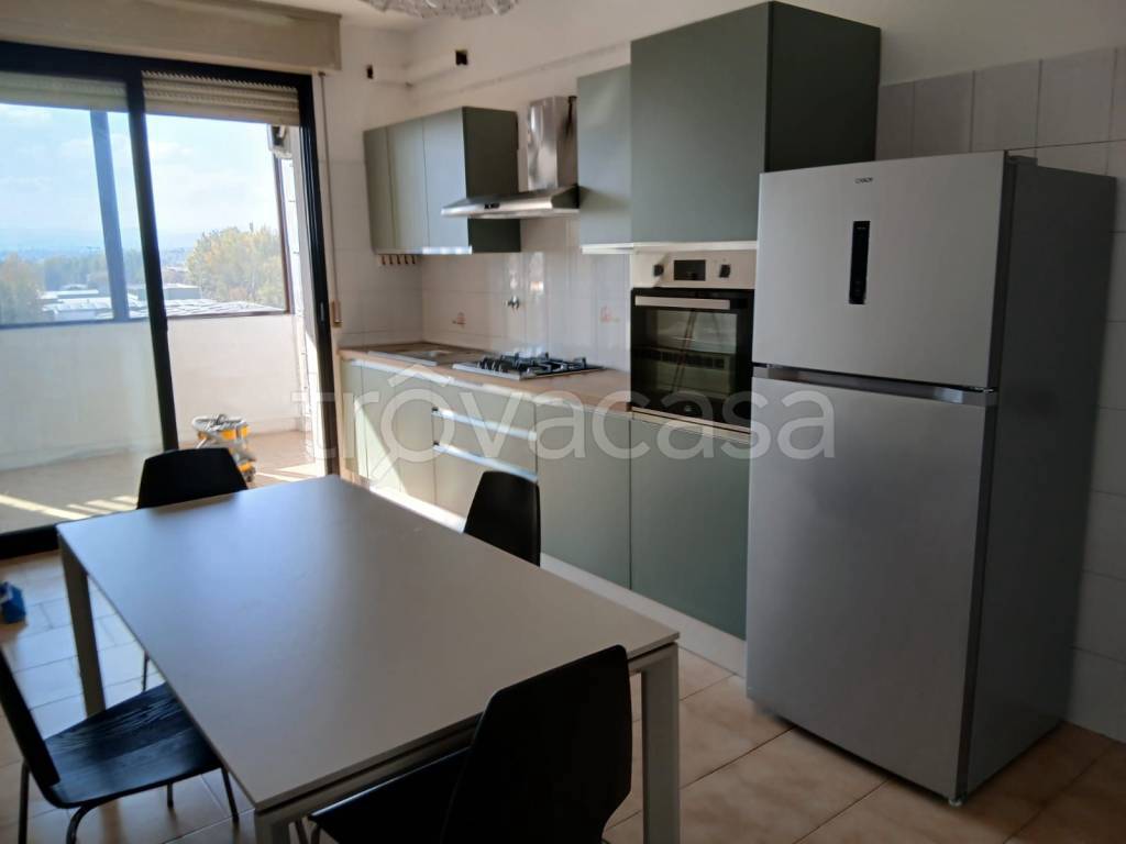 appartamento in vendita a Reggio nell'Emilia in zona Carrozzone