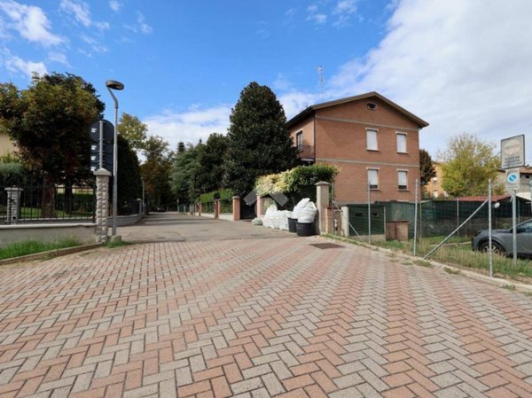appartamento in vendita a Reggio nell'Emilia in zona Roncocesi