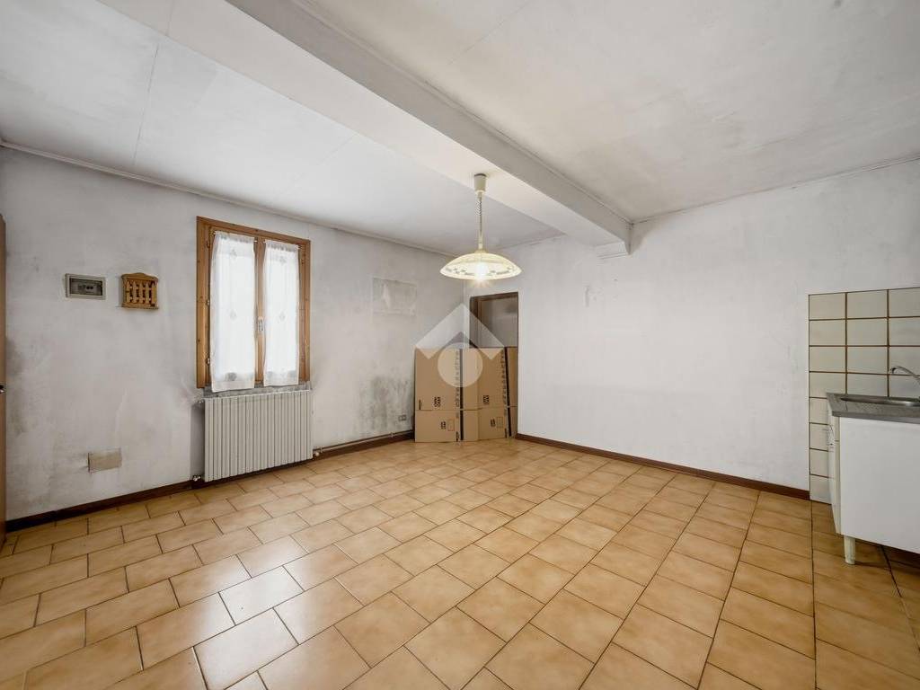 appartamento in vendita a Reggio nell'Emilia in zona Buco del Signore