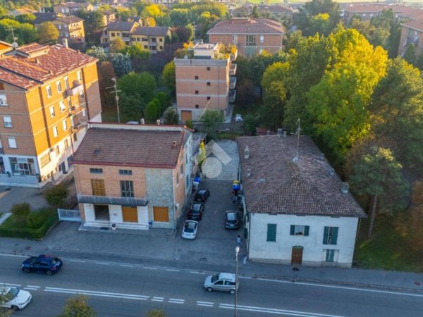 casa indipendente in vendita a Reggio nell'Emilia in zona Pieve Modolena