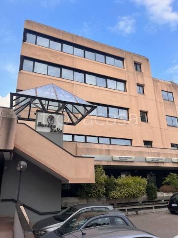 ufficio in vendita a Reggio nell'Emilia in zona Città Storica