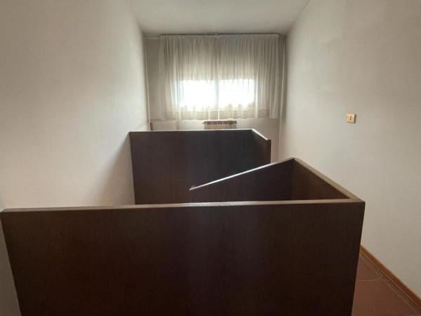 casa indipendente in vendita a Reggio nell'Emilia in zona Codemondo
