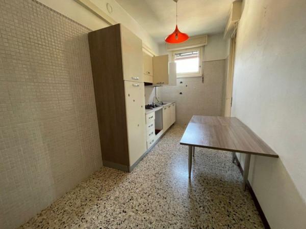 appartamento in vendita a Reggio nell'Emilia in zona Città Storica