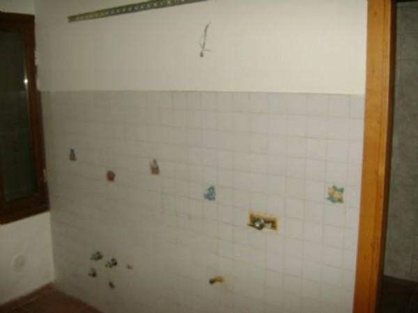appartamento in vendita a Reggio nell'Emilia in zona Sesso