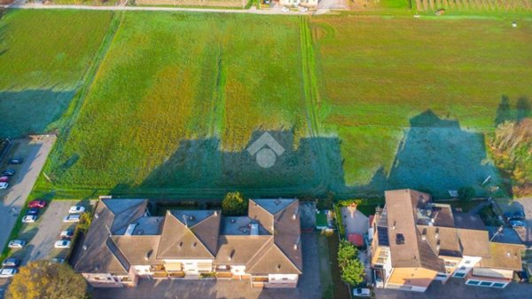 casa indipendente in vendita a Reggio nell'Emilia in zona Roncocesi