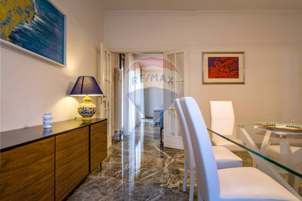 appartamento in vendita a Reggio nell'Emilia in zona Città Storica